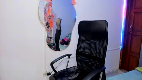 irix_moon online show from 10/15/25, 03:39