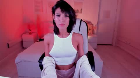  IRMA  FOLLOW ME  online show from 09/19/25, 03:24