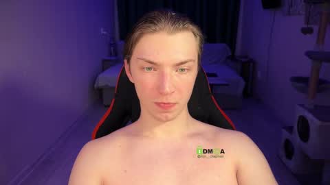 Snapshot of iron__chapman chatting on 12/21/24, 10:19 Iron online show from 12/21/24, 10:19