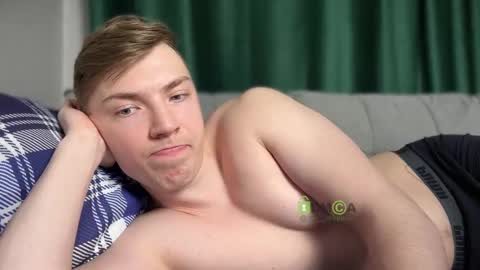 Snapshot of iron__chapman chatting on 02/14/25, 10:25 Iron online show from 02/14/25, 10:25