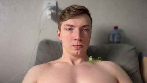 Snapshot of iron__chapman chatting on 03/09/25, 10:08 Iron online show from 03/09/25, 10:08