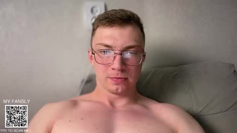 Snapshot of iron__chapman chatting on 10/18/25, 08:42 Iron online show from 10/18/25, 08:42