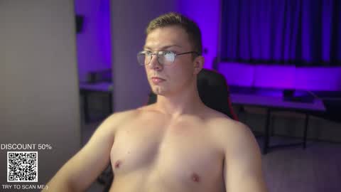 Snapshot of iron__chapman chatting on 11/06/25, 06:53 Iron online show from 11/06/25, 06:53