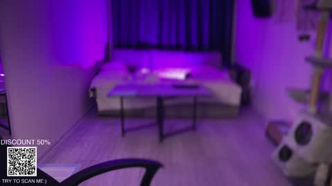 Snapshot of iron__chapman chatting on 11/09/25, 10:19 Iron online show from 11/09/25, 10:19