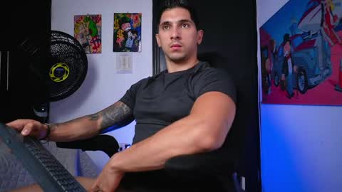 Snapshot of ironflex1 chatting on 05/25/26, 04:24 Jake online show from 05/25/26, 04:24