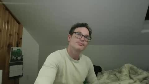 Snapshot of ironsharp chatting on 03/20/26, 03:44 ironsharp online show from 03/20/26, 03:44