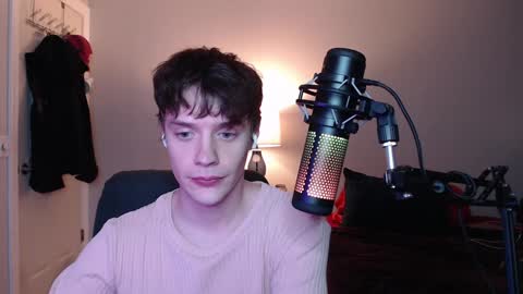 Snapshot of ironthud chatting on 12/19/24, 01:39 Sam online show from 12/19/24, 01:39