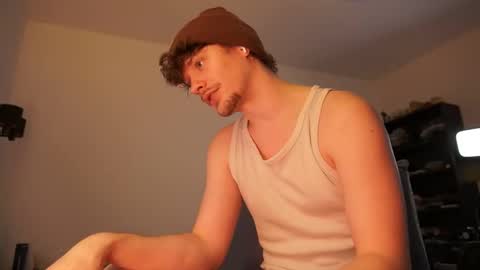 Sam online show from 12/18/25, 09:32