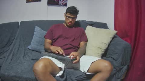 ironvelour online show from 02/12/26, 03:45