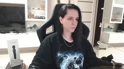 Snapshot of irwi_tomboy chatting on 01/17/25, 03:32 Irwi Tomboy online show from 01/17/25, 03:32