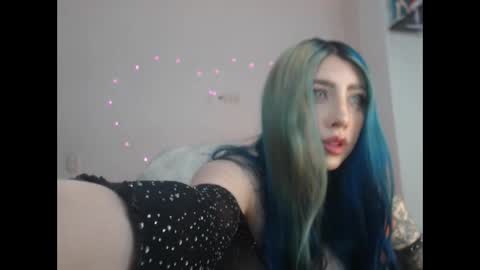 Snapshot of is_nat chatting on 11/26/25, 10:55 Nat online show from 11/26/25, 10:55