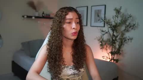 isa_____ online show from 03/18/26, 01:42