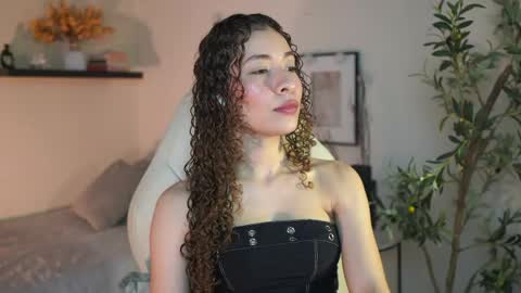 isa_____ online show from 05/20/26, 02:51