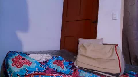 Snapshot of isa__sweet_ chatting on 06/29/26, 10:15 isa__sweet_ online show from 06/29/26, 10:15