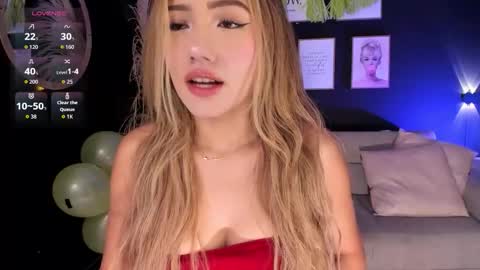 Snapshot of isa_cortes_ chatting on 03/18/26, 01:36 Isa Cortes online show from 03/18/26, 01:36