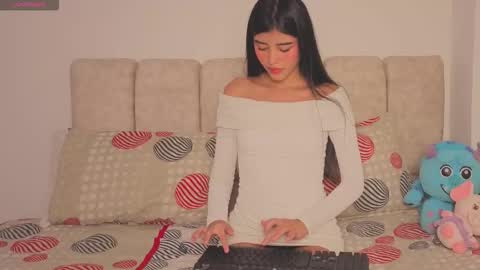 Snapshot of isa_dolly chatting on 03/14/26, 11:54 Isa Dolly online show from 03/14/26, 11:54
