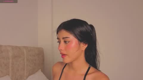 Snapshot of isa_dolly chatting on 03/24/26, 12:15 Isa Dolly online show from 03/24/26, 12:15