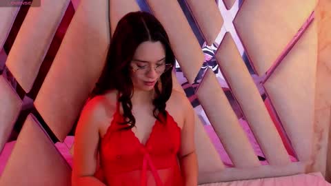 Snapshot of isa_doux chatting on 02/15/26, 09:41 Isa online show from 02/15/26, 09:41