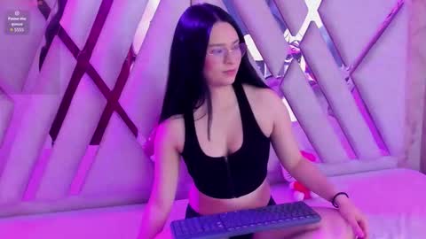 Snapshot of isa_doux chatting on 03/04/26, 03:23 Isa online show from 03/04/26, 03:23