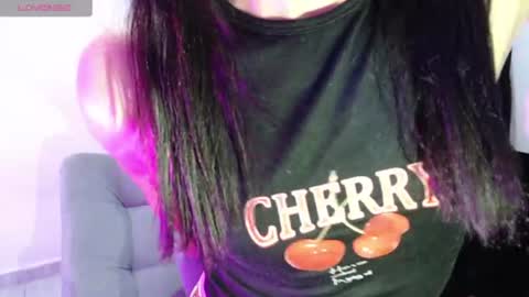 Isabella Hall online show from 07/15/26, 11:54
