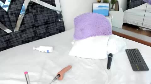 oIssaJonneso online show from 03/05/26, 02:02