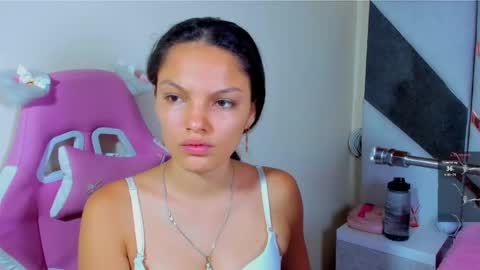 isa_kolins online show from 04/15/26, 12:12