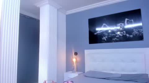 Snapshot of isa_lancaster chatting on 02/21/25, 07:32 Isa Lancaster online show from 02/21/25, 07:32