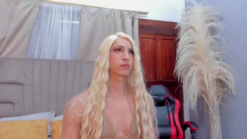 Snapshot of isa_lancaster chatting on 09/24/25, 07:50 Isa Lancaster online show from 09/24/25, 07:50