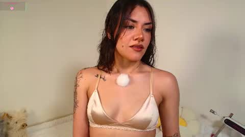Snapshot of isa_laurentt chatting on 06/28/26, 02:06 Isabella Laurentt online show from 06/28/26, 02:06