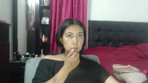 Isa online show from 01/22/25, 03:20