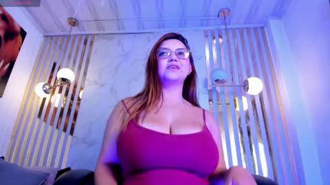 Isa online show from 04/11/26, 07:07