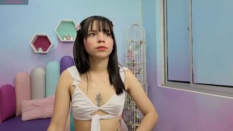 Snapshot of isaa_skinnyy chatting on 05/04/26, 03:13 Isaa Skinny online show from 05/04/26, 03:13