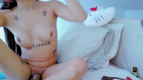 Welcome Hii Im Isa  online show from 02/07/25, 10:29