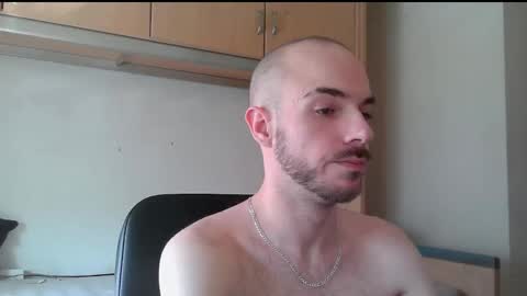 Snapshot of isaac99c chatting on 03/19/26, 09:24 Isaac99c online show from 03/19/26, 09:24