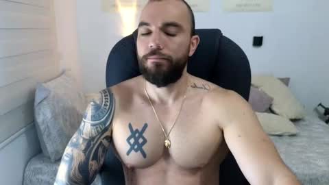 Isaac carter online show from 09/18/25, 11:12