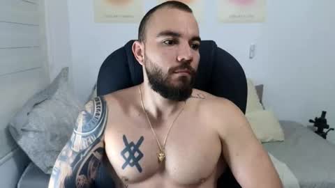 Isaac carter online show from 10/04/25, 11:08