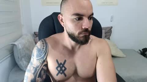 Isaac carter online show from 10/14/25, 11:11