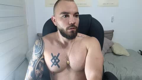 Isaac carter online show from 10/15/25, 11:10