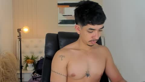 isaac_cryston online show from 02/09/26, 09:52