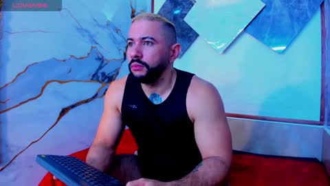 isaac_franko online show from 10/12/25, 09:47