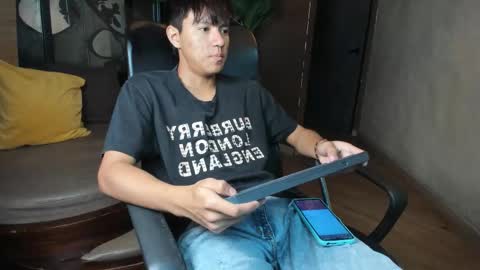 Snapshot of isaac_grimm chatting on 02/24/26, 03:04 isaac_grimm online show from 02/24/26, 03:04