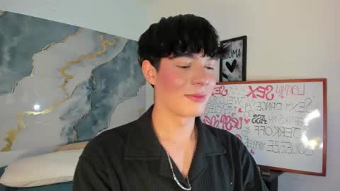 Snapshot of isaac_kurtt chatting on 11/11/25, 07:58 Isaac Kurtt online show from 11/11/25, 07:58