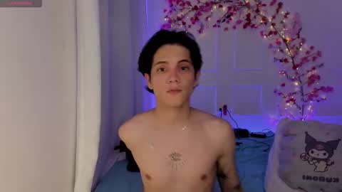 Snapshot of isaac_miler chatting on 03/29/26, 10:43 isaac online show from 03/29/26, 10:43