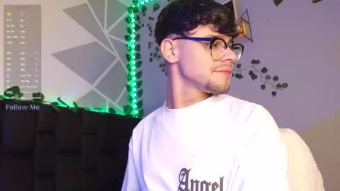 Isaac Saenz. online show from 12/05/24, 11:07