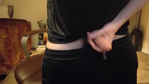 isaac online show from 02/11/25, 04:11