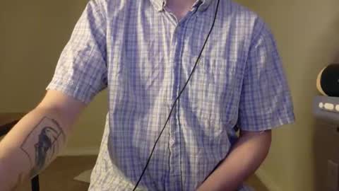 Snapshot of isaac_sheffield chatting on 02/08/26, 01:53 isaac online show from 02/08/26, 01:53