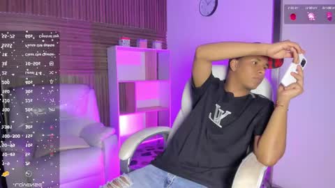 Snapshot of isaacblack_ chatting on 09/16/25, 04:46 IsaacBlack  online show from 09/16/25, 04:46