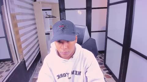 Snapshot of isaacblack_ chatting on 10/14/25, 04:13 IsaacBlack  online show from 10/14/25, 04:13