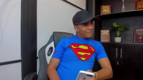 Snapshot of isaacblack_ chatting on 10/23/25, 05:07 IsaacBlack  online show from 10/23/25, 05:07