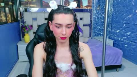 isaacnova online show from 04/28/26, 01:27